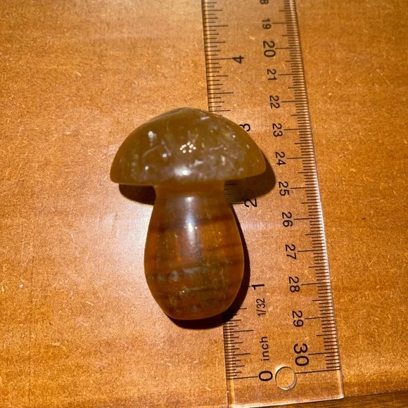 Fluorite Mushroom 🍄HP🍄💛 - Picture 14 of 17